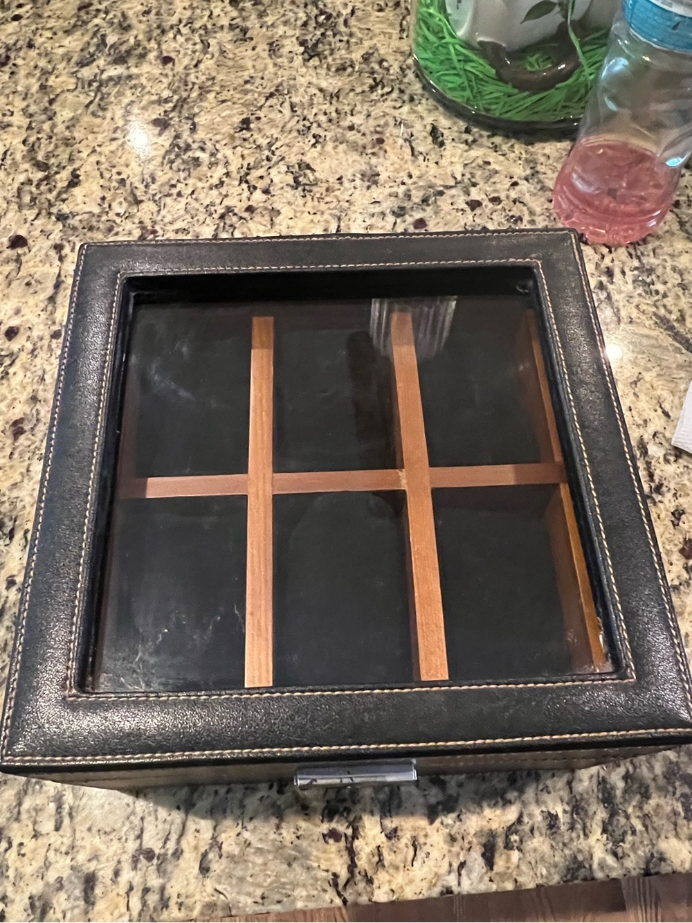 Jewelry box and watch case